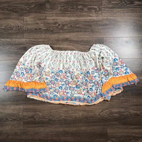 Skylar & Jade Woman’s Relax Fit Hippie Style Floral Blouse Flare Top Size 2X - Picture 3 of 4